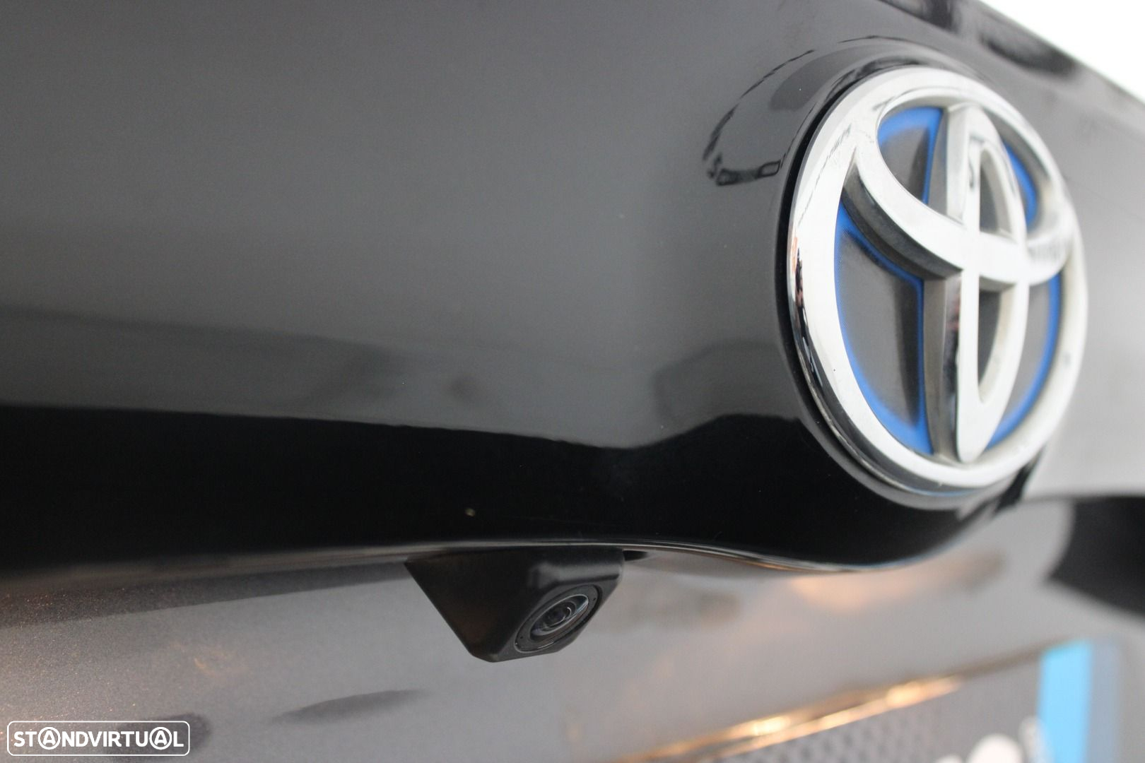 Toyota Yaris 1.5 HDF Comfort Plus - 22