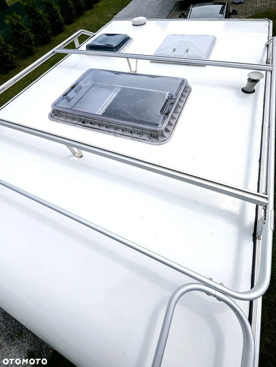 KNAUS 8306 - 5
