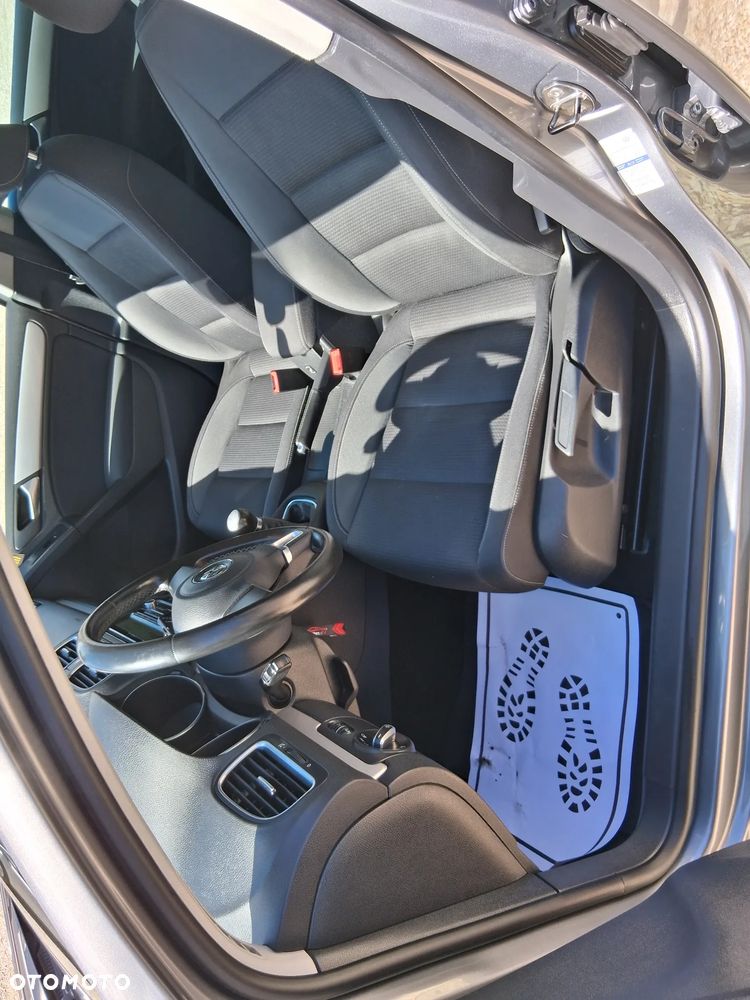 Volkswagen Golf - 15
