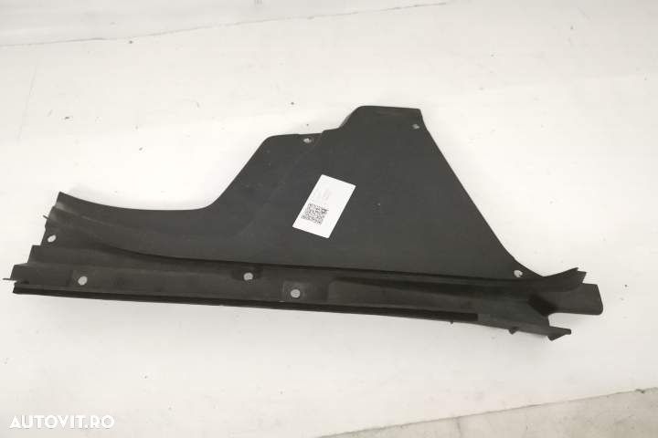 Grila Stergator Originala In Stare Buna Maserati Levante 1 2016 2017 2 - 1