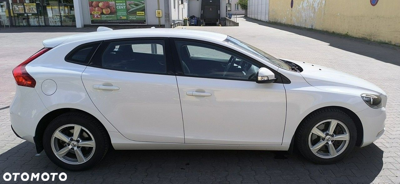 Volvo V40 - 8