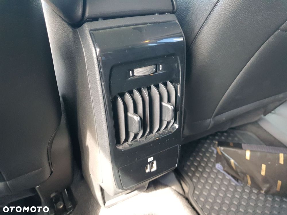 Jeep Compass 1.5 T4 mHEV Summit FWD S&S DCT - 26