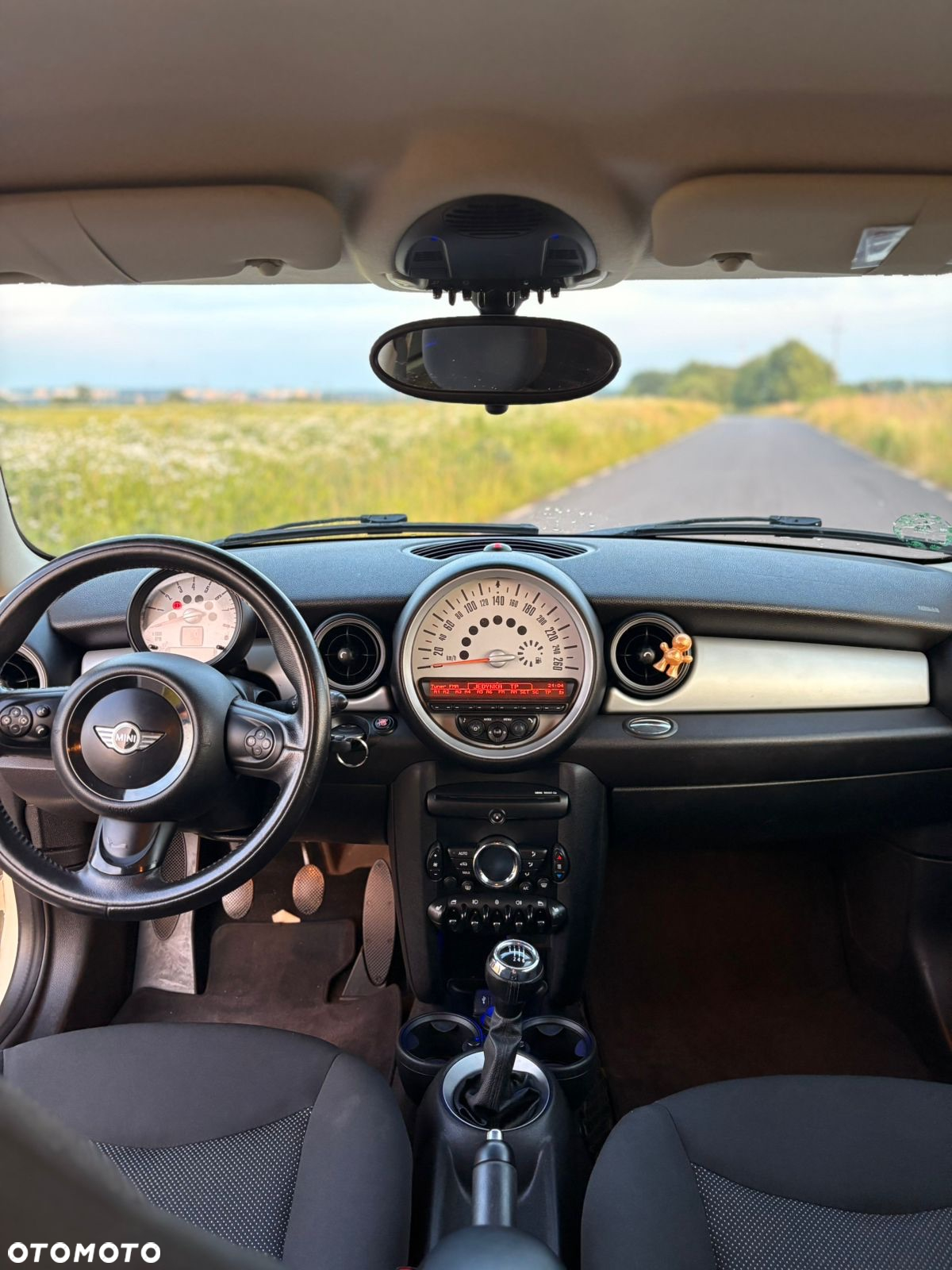 MINI ONE Standard - 26