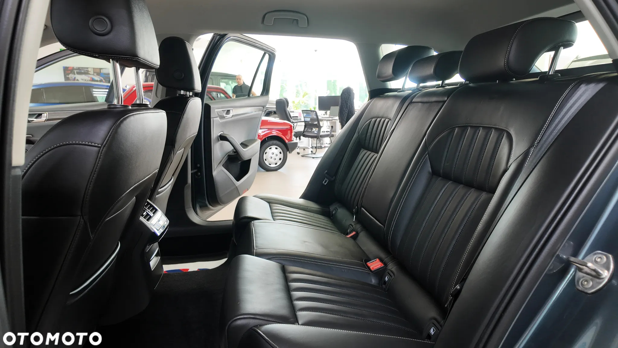 Skoda Superb 1.5 TSI ACT Sportline DSG - 28