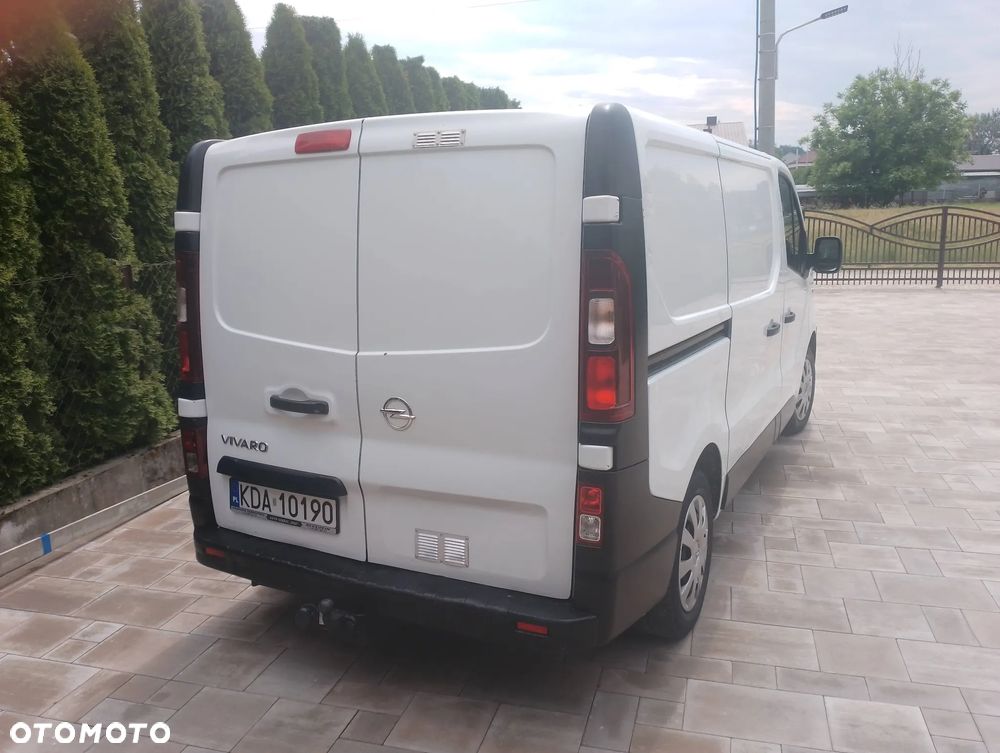 Opel Vivaro - 10