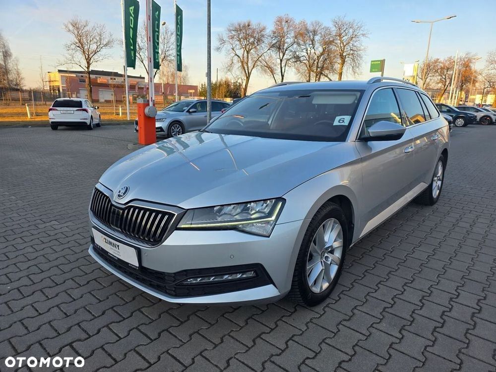 Skoda Superb 2.0 TDI SCR Ambition DSG - 3