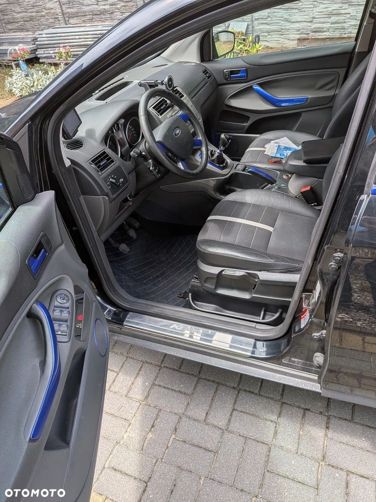 Ford Kuga 2.5 4x4 Individual - 12