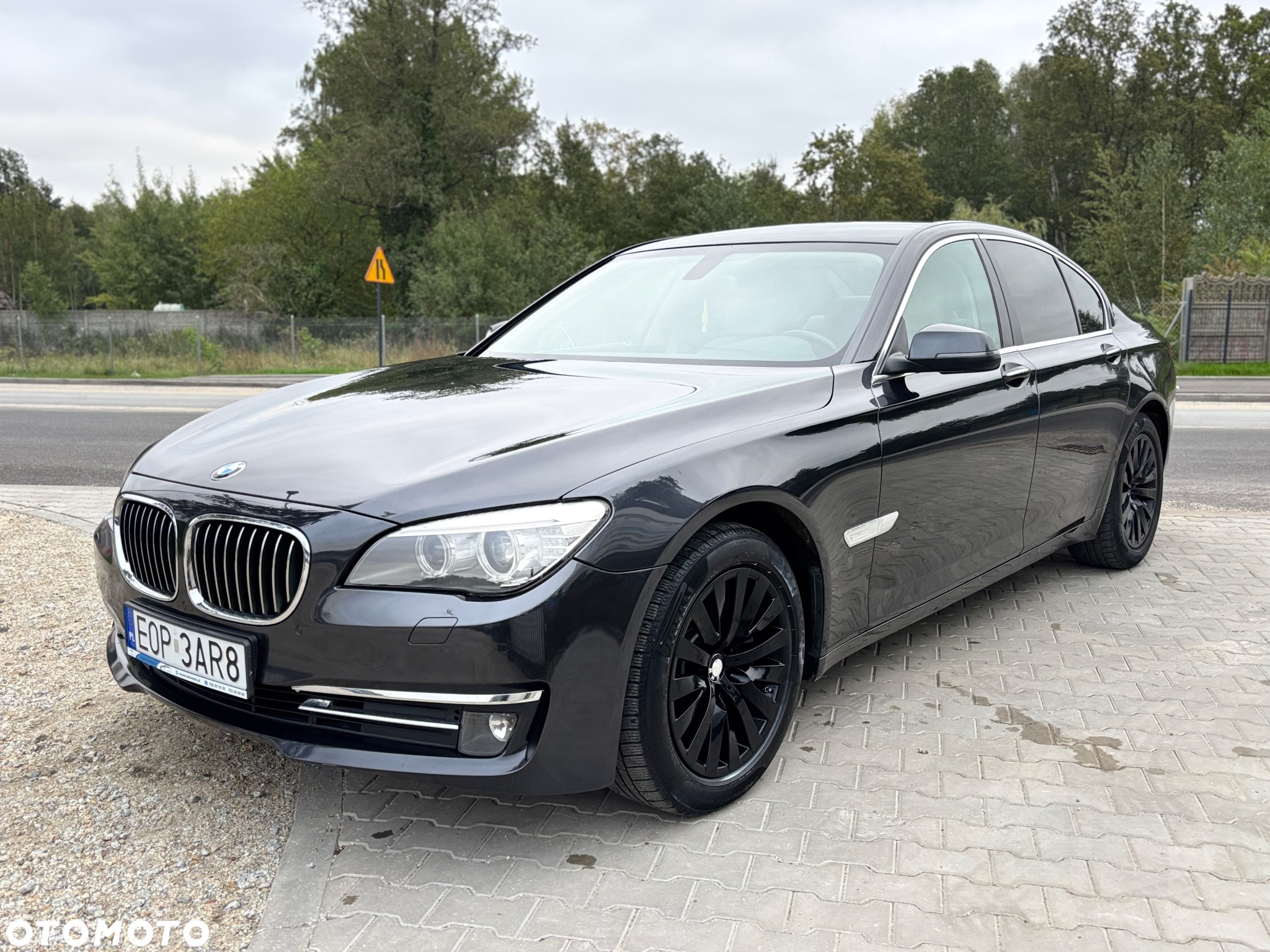 BMW Seria 7 730d xDrive - 23