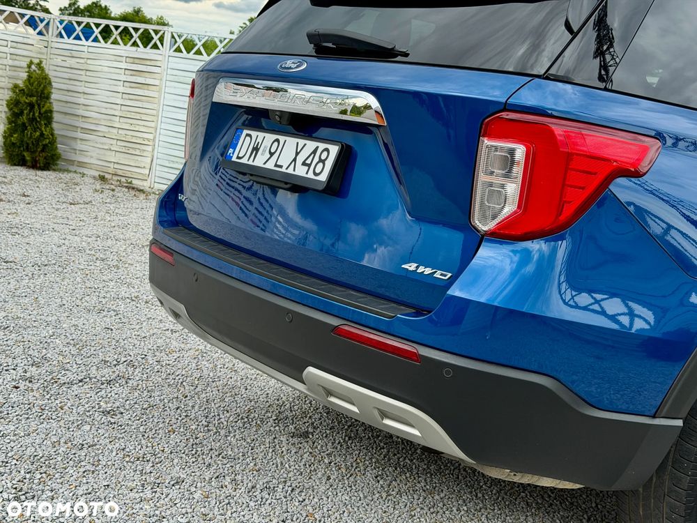 Ford Explorer - 28