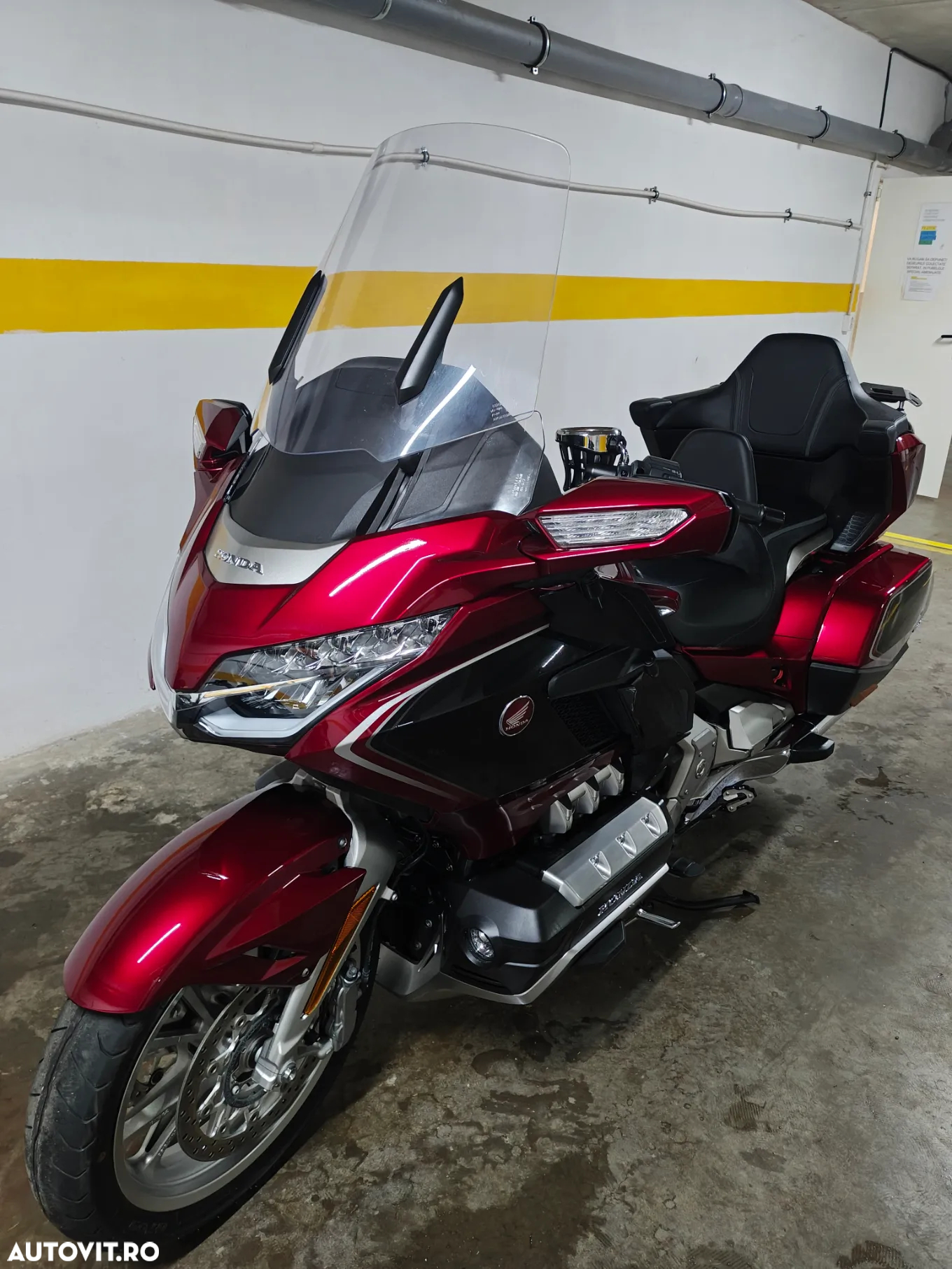 Honda GL 1800 Gold Wing - 12