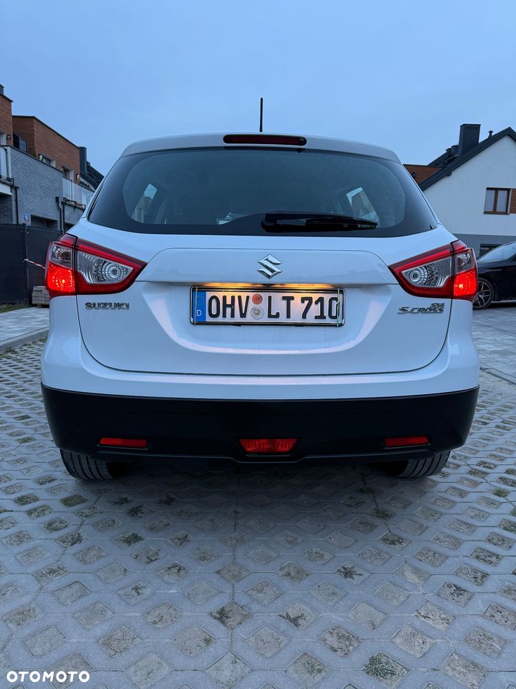 Suzuki SX4 S-Cross 1.0 T Comfort - 14