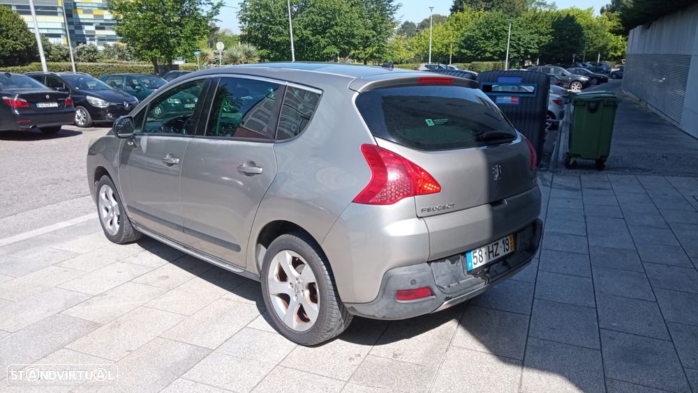 Peugeot 3008 1.6 HDi Premium - 4