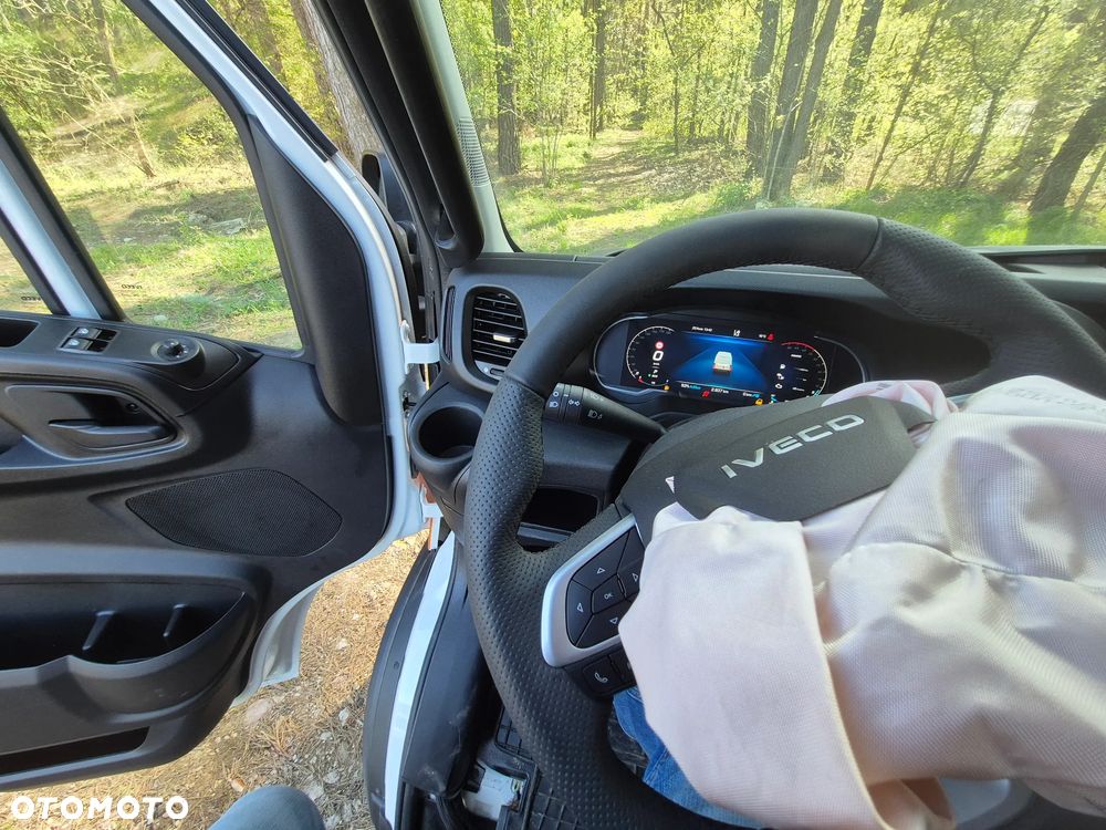 Iveco DAILY - 22