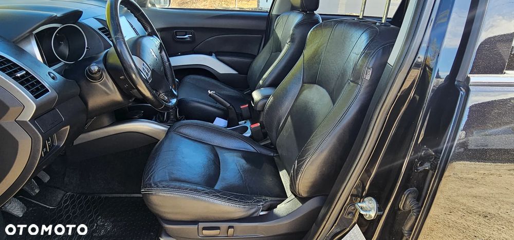Peugeot 4007 HDI FAP 7-Sitzer Platinum - 12