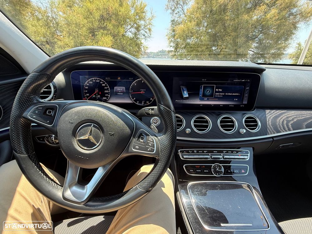 Mercedes-Benz E 220 d Avantgarde - 13