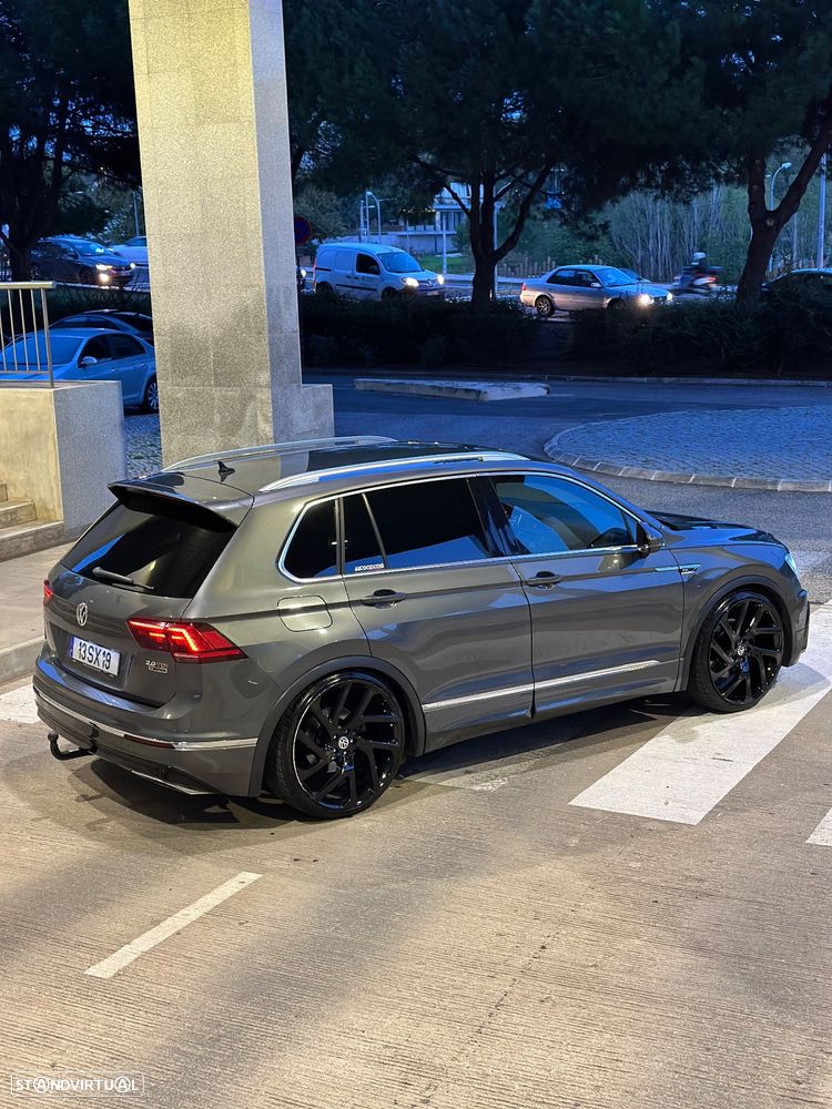 VW Tiguan 2.0 TDI R-Line DSG 4Motion - 4