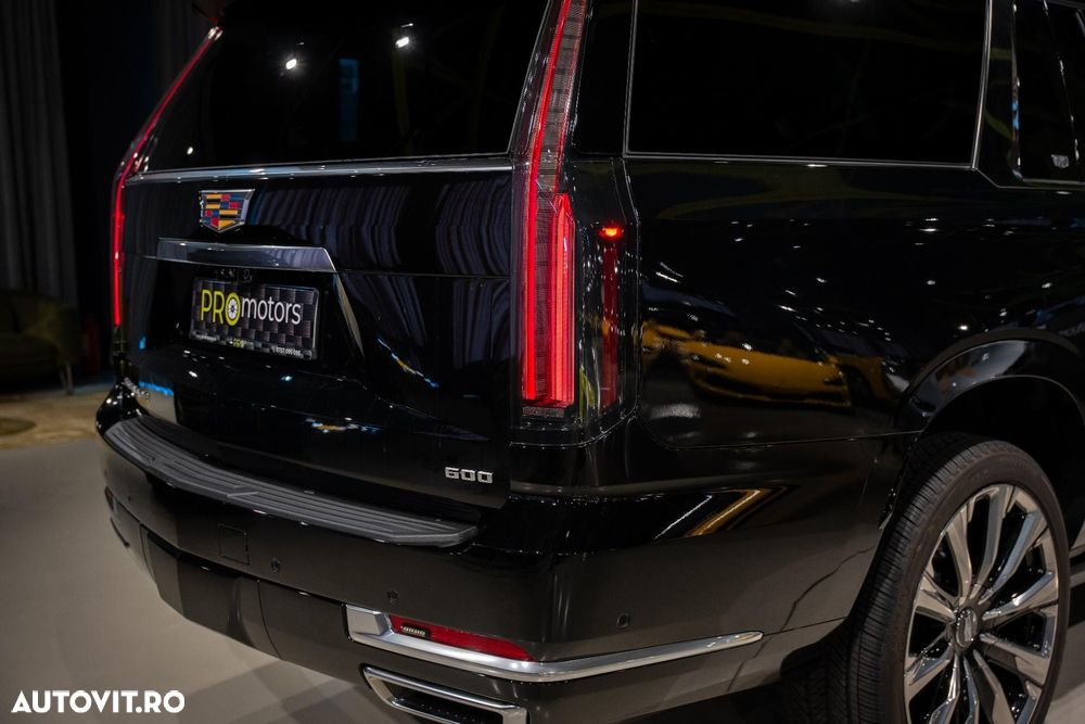 Cadillac Escalade - 17