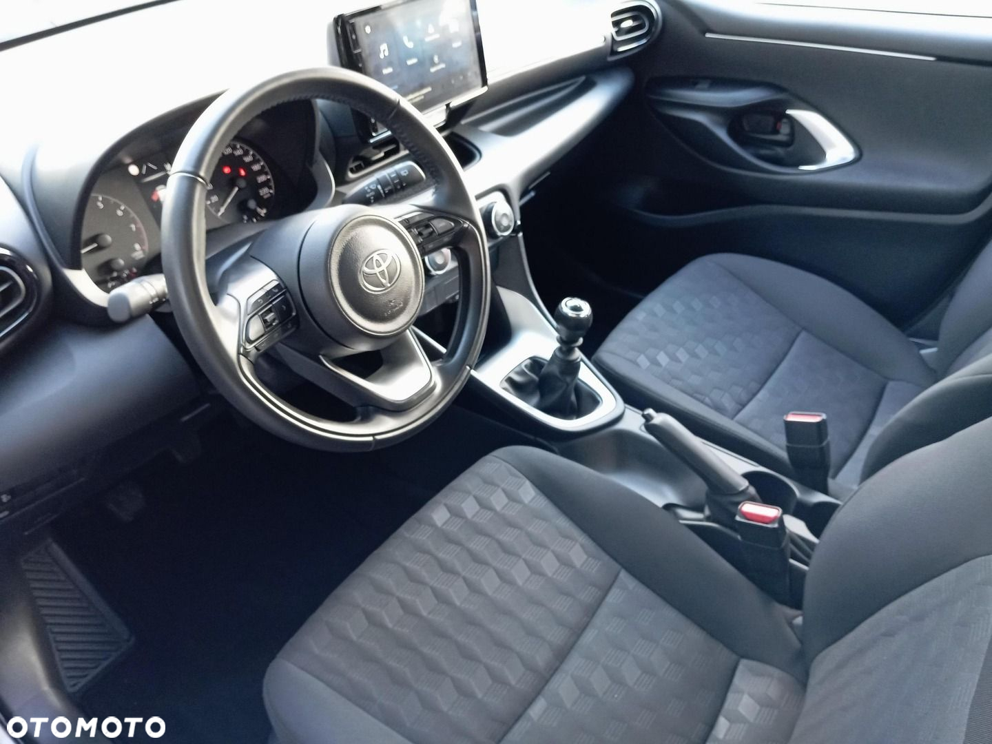 Toyota Yaris 1.5 Comfort - 10