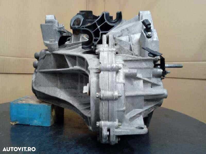 Cutie de viteze Dacia Duster; 1.5 DCI; 2x4; TL 4077; 6 Trepte; 2016 - 1