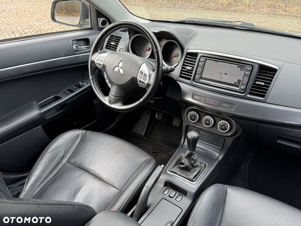 Mitsubishi Lancer 1.8 Invite - 13