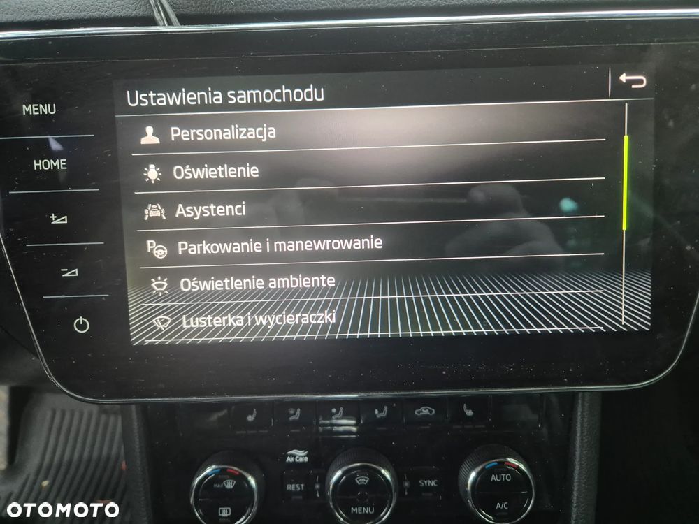 Skoda Superb 2.0 TDI L&K DSG - 11