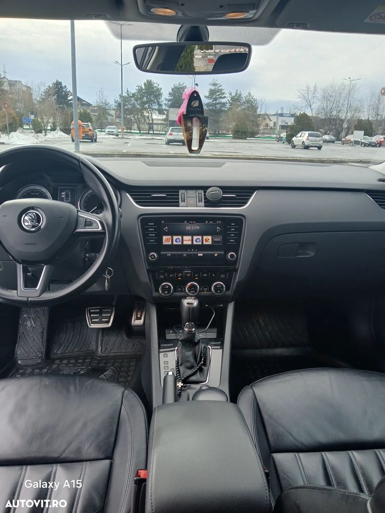 Skoda Octavia 2.0 TDI (Green tec) DSG Style - 5