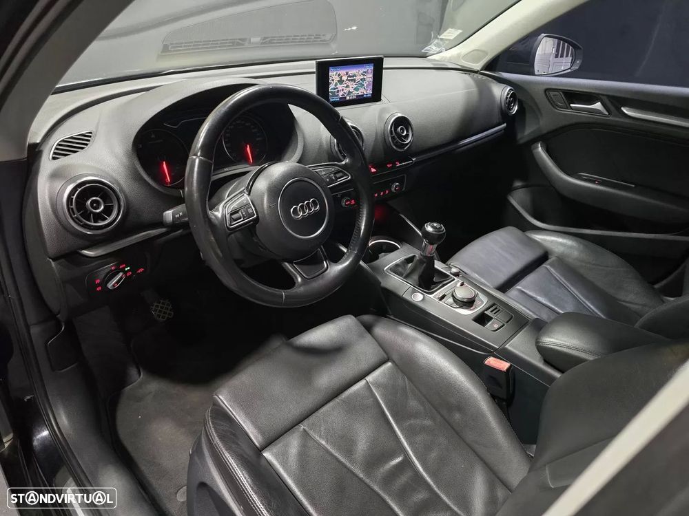 Audi A3 Sportback 2.0 TDI Sport - 4