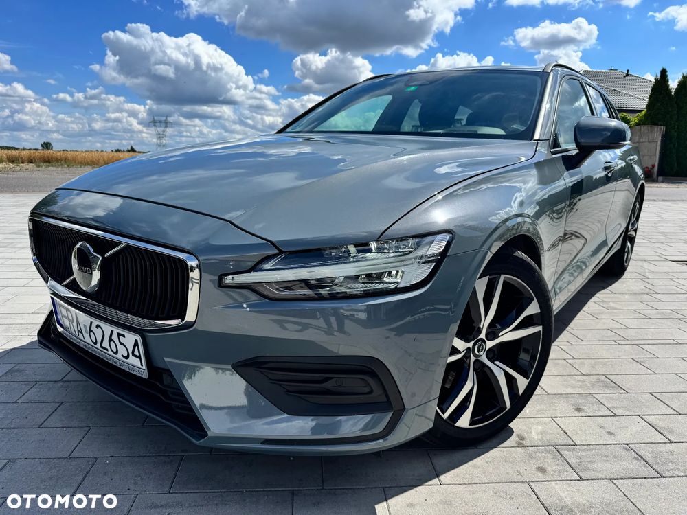 Volvo V60 B3 B DKG Essential - 2