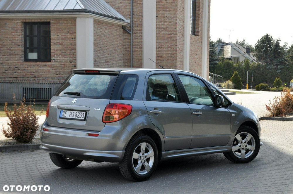 Suzuki SX4 - 5