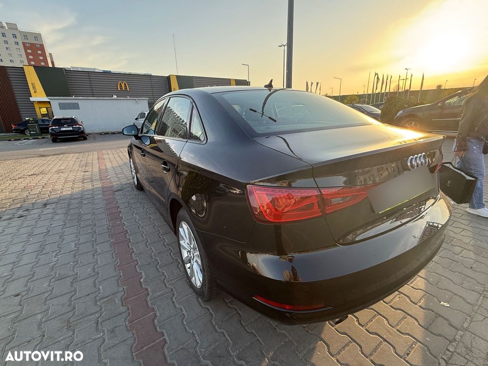 Audi A3 1.6 TDI clean Stronic Attraction - 7