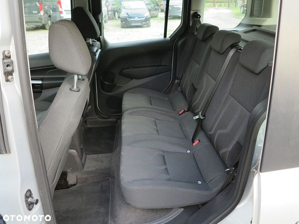 Ford Tourneo Connect - 14