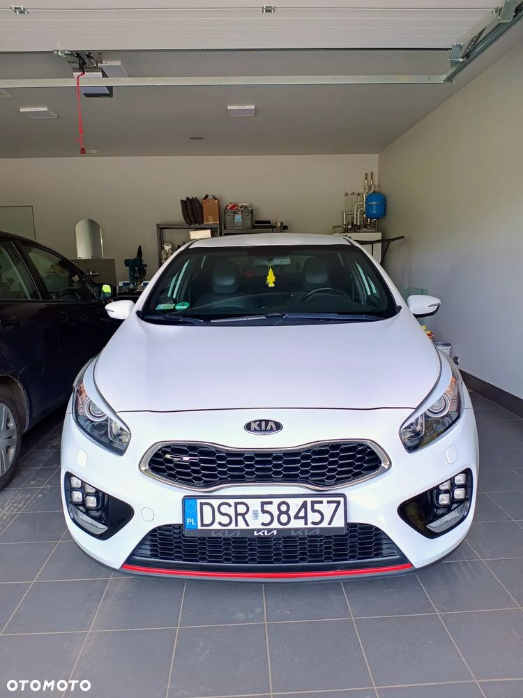 Kia Ceed Cee'd 1.6 T-GDI GT L - 15