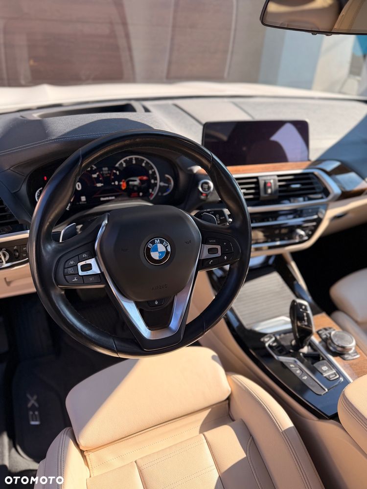 BMW X3 xDrive30i Luxury Line - 14