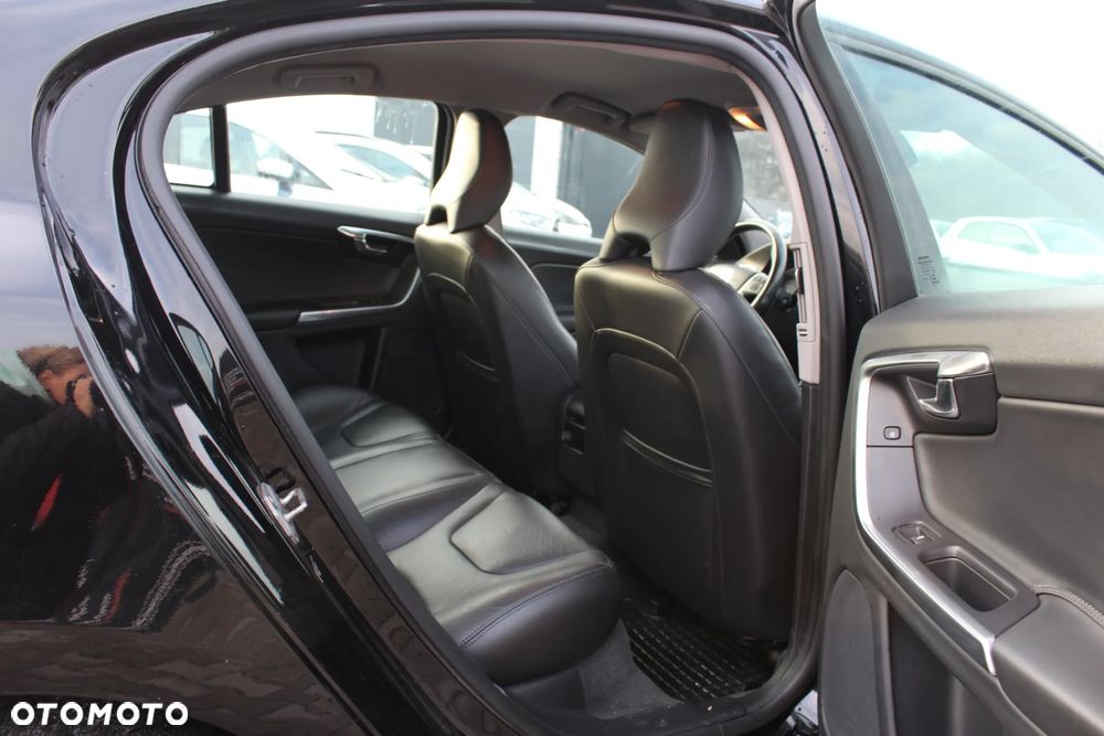 Volvo S60 T5 Geartronic Summum - 27