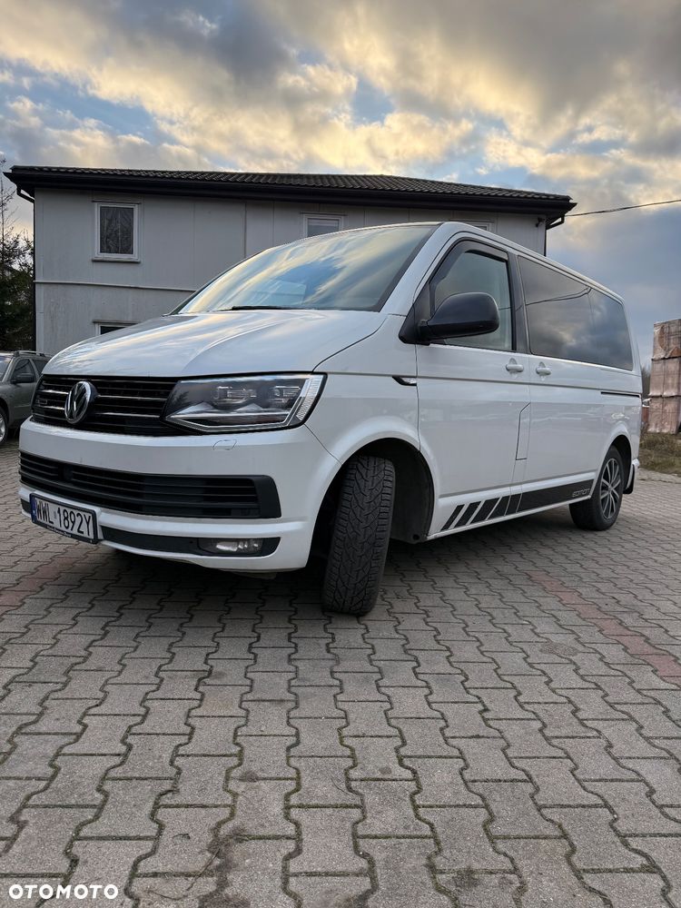 Volkswagen Multivan - 10