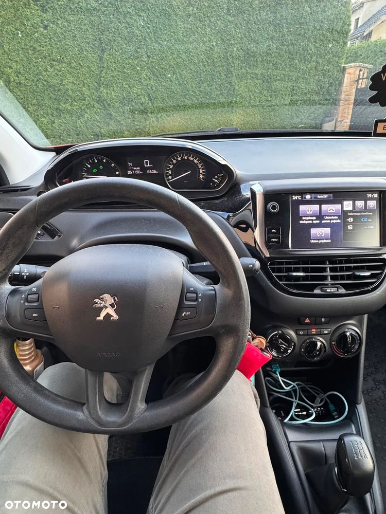 Peugeot 208 1.2 PureTech Active - 6