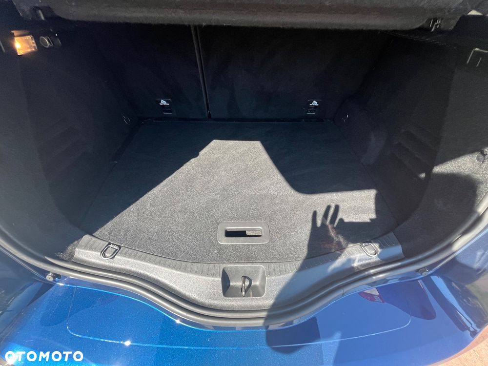 Renault Scenic TCe 140 GPF LIMITED - 21