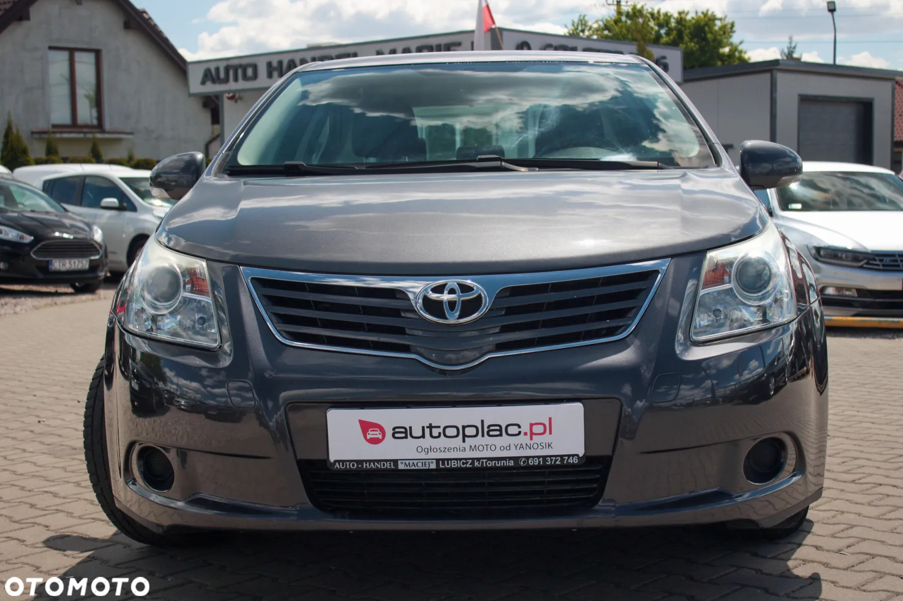 Toyota Avensis 1.6 - 9