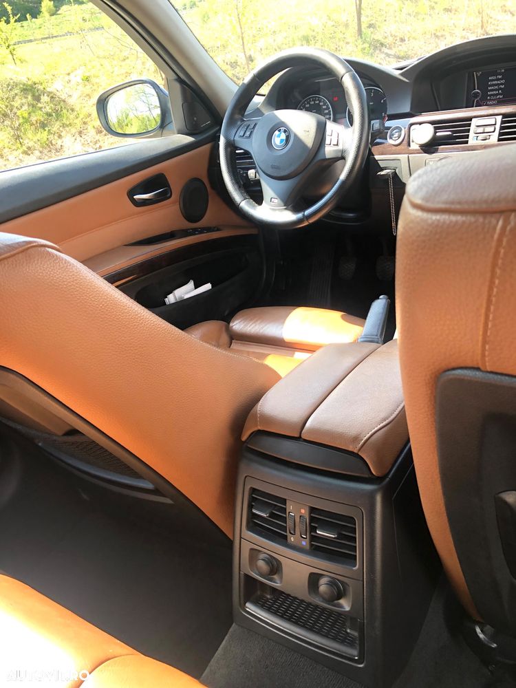 BMW Seria 3 320d DPF Edition Sport - 9