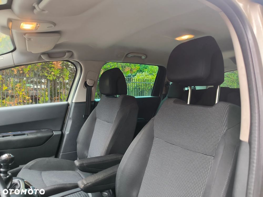 Peugeot 5008 - 25
