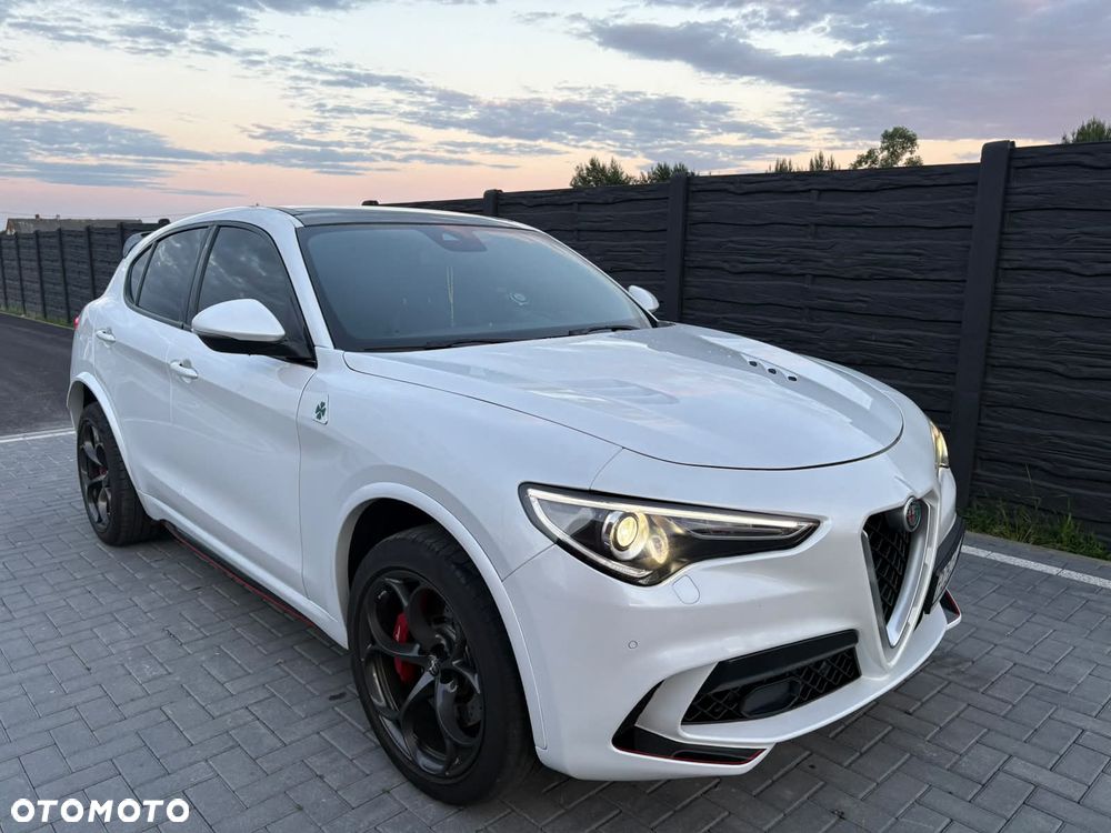 Alfa Romeo Stelvio 2.9 V6 Bi-Turbo Quadrifoglio Q4 - 29