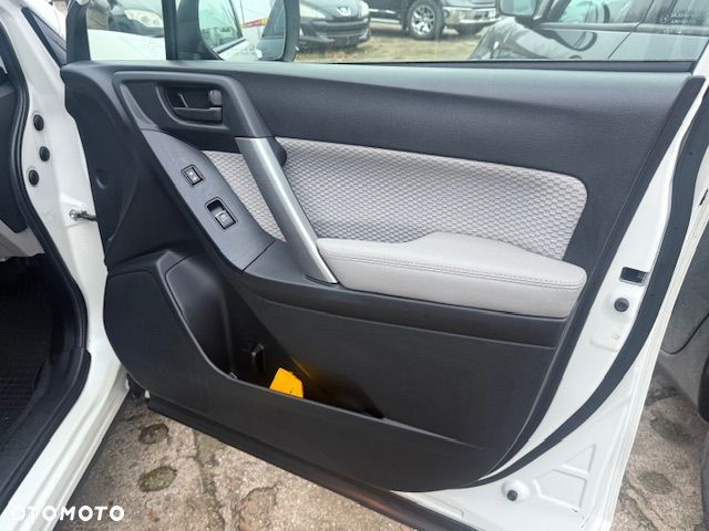 Subaru Forester 2.5X Automatik - 26