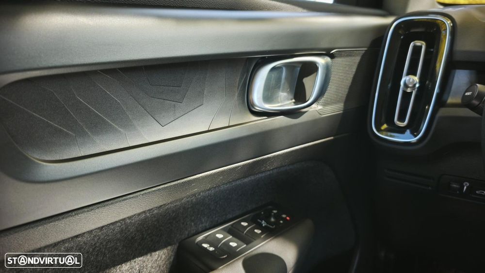 Volvo XC 40 1.5 T4 PHEV Inscription Expression - 34