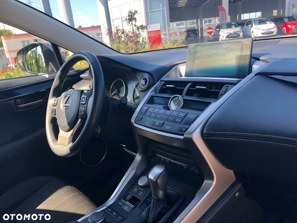 Lexus NX 300h Elegance AWD - 9