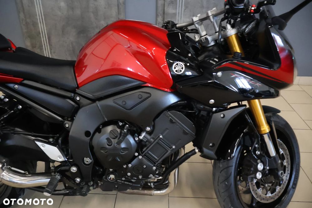 Yamaha FZ - 4