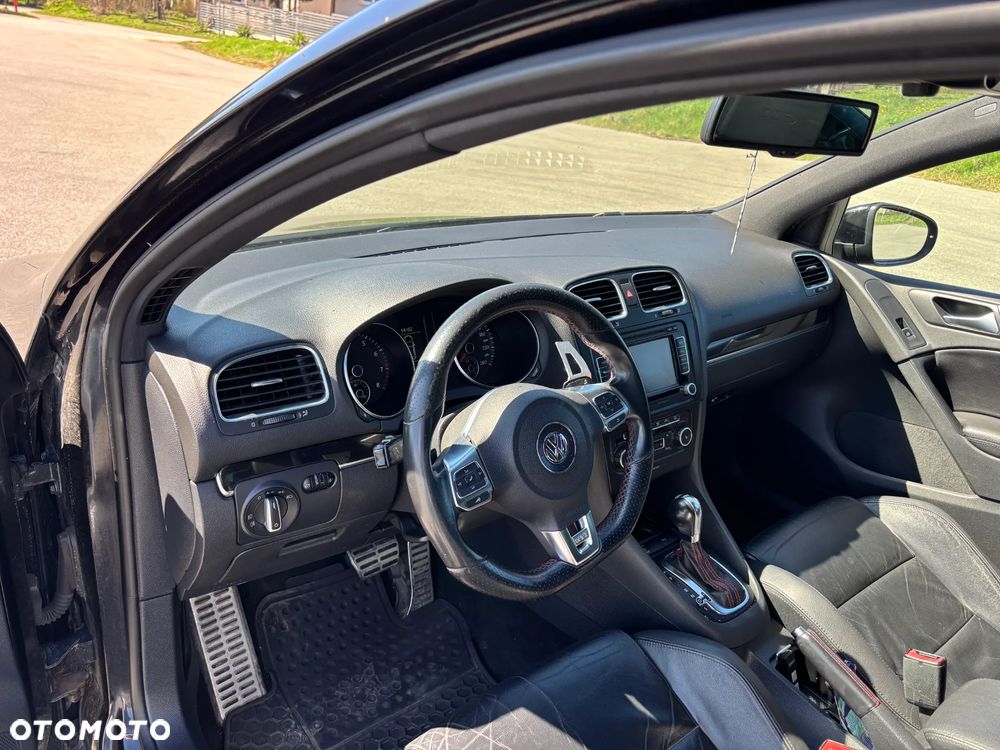 Volkswagen Golf - 16