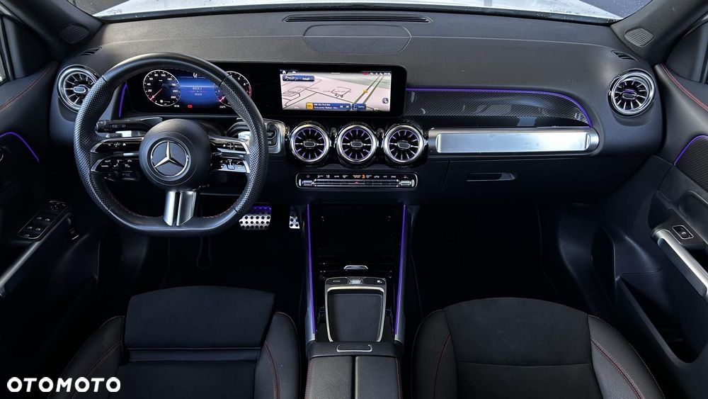 Mercedes-Benz GLB 200 AMG Line 7G-DCT - 20