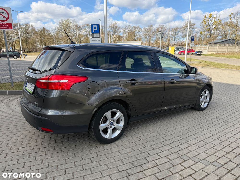 Ford Focus 1.0 EcoBoost Titanium - 21