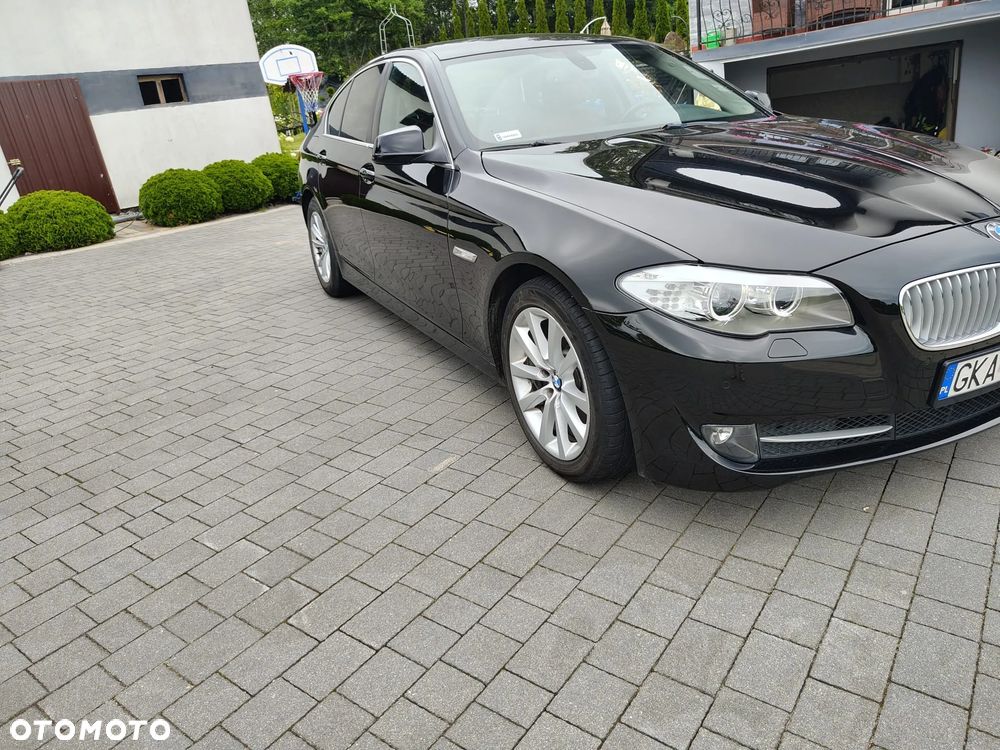 BMW Seria 5 525d - 7