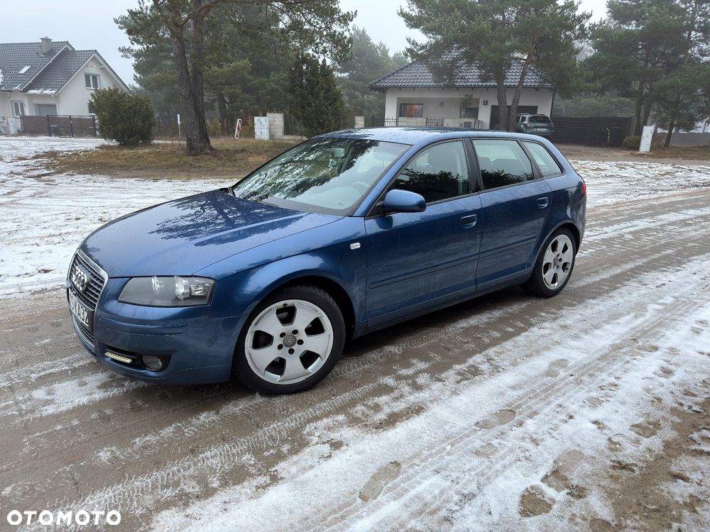 Audi A3 Sportback - 2